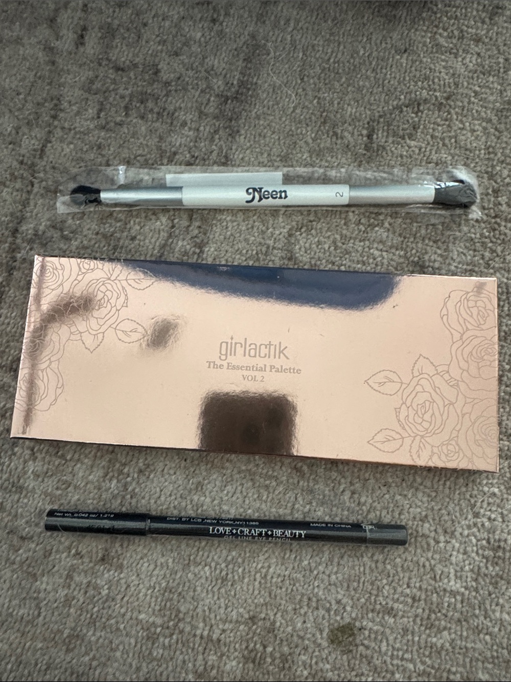 The Essential Palette with brush and eyeliner